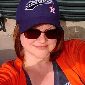 Meet your Posher, Deborah